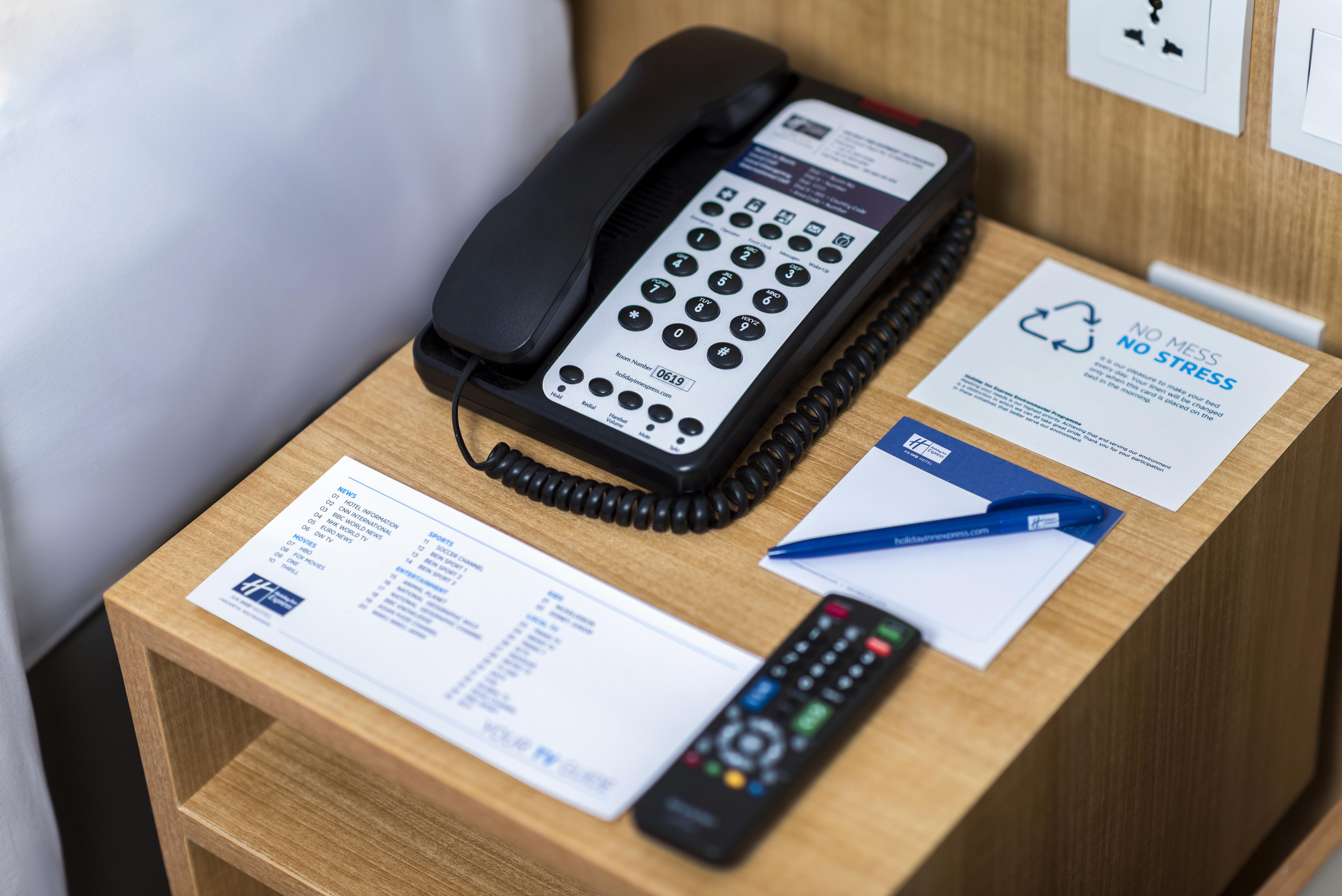 Holiday Inn Express Jakarta Matraman By Ihg Esterno foto