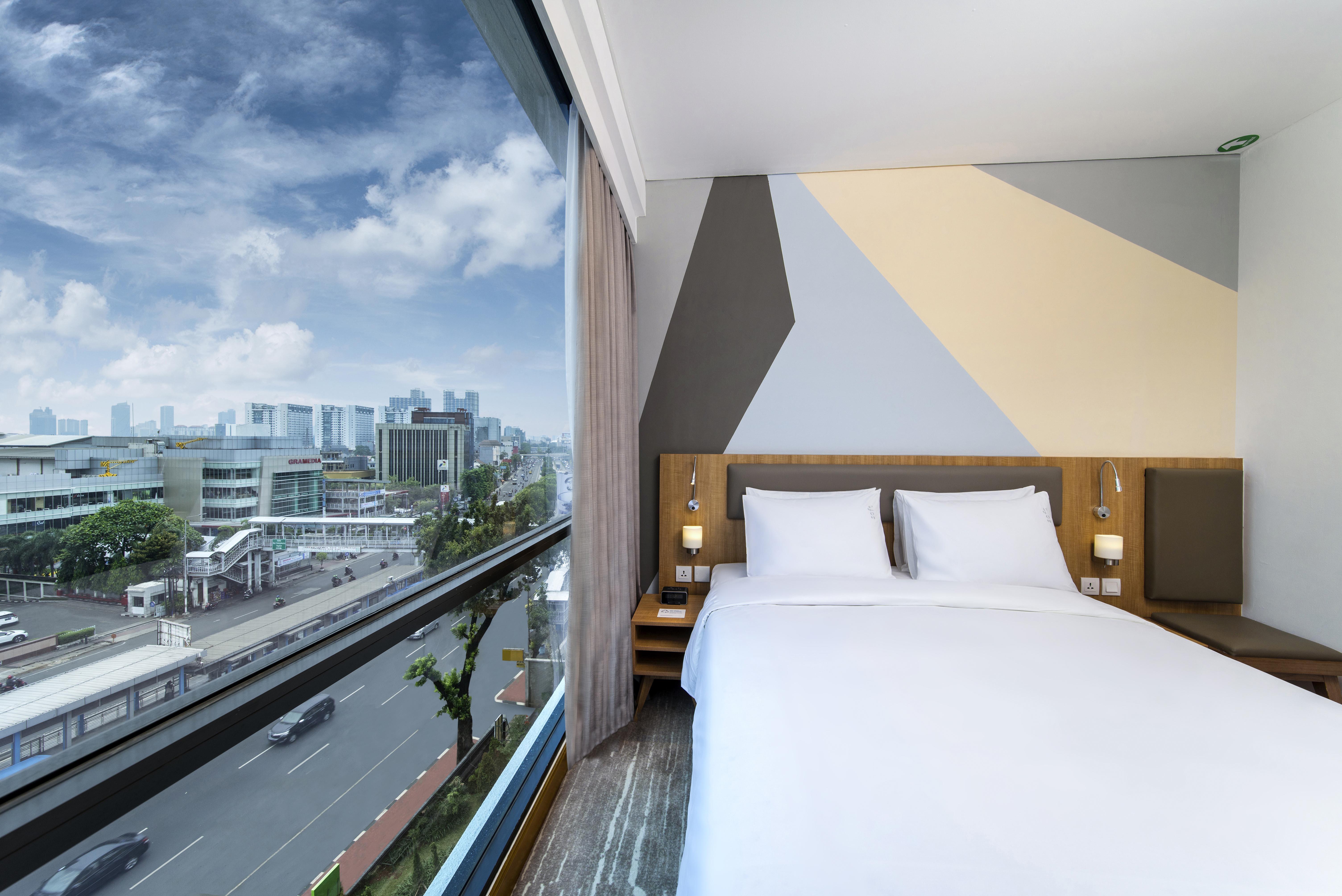 Holiday Inn Express Jakarta Matraman By Ihg Esterno foto