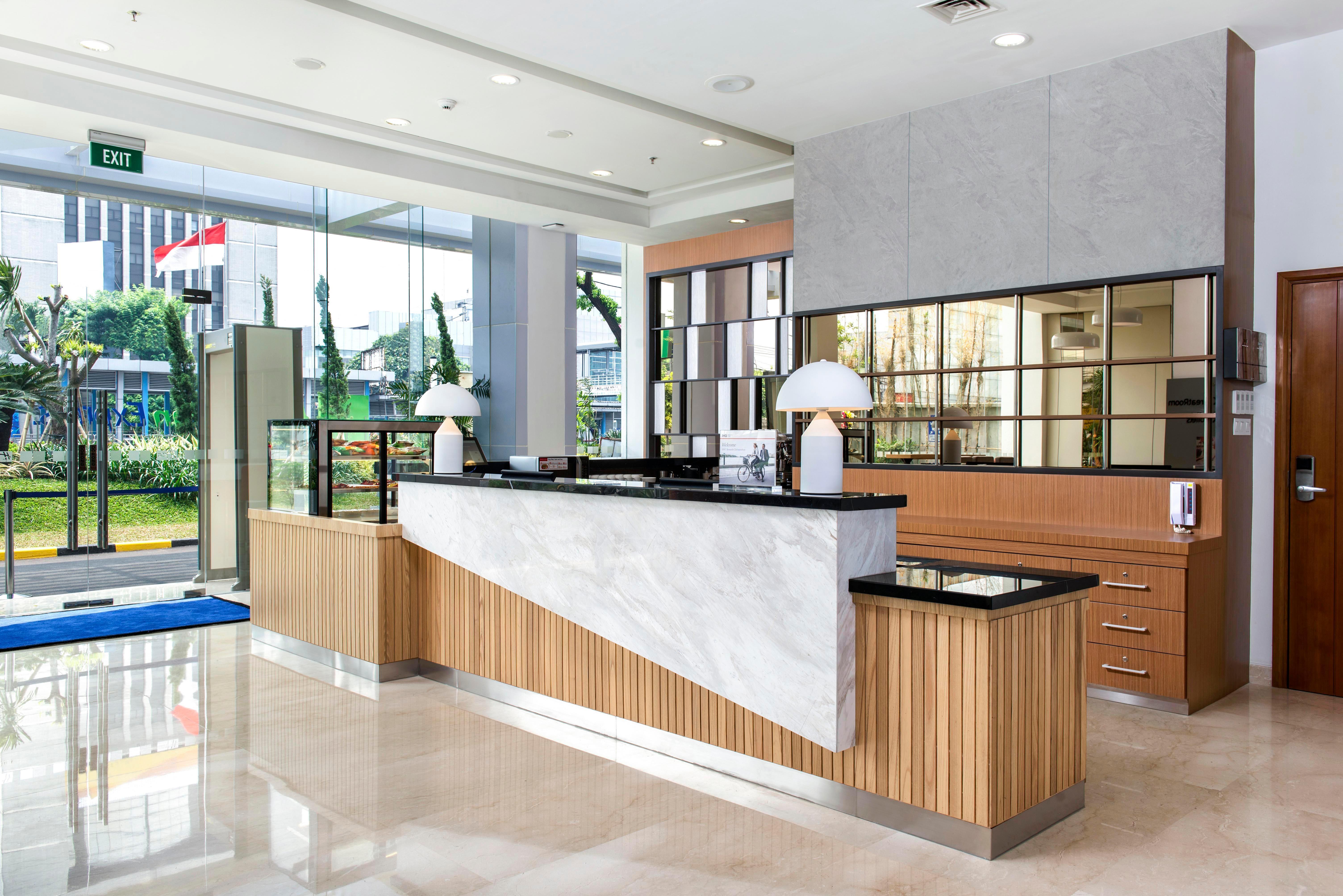 Holiday Inn Express Jakarta Matraman By Ihg Esterno foto